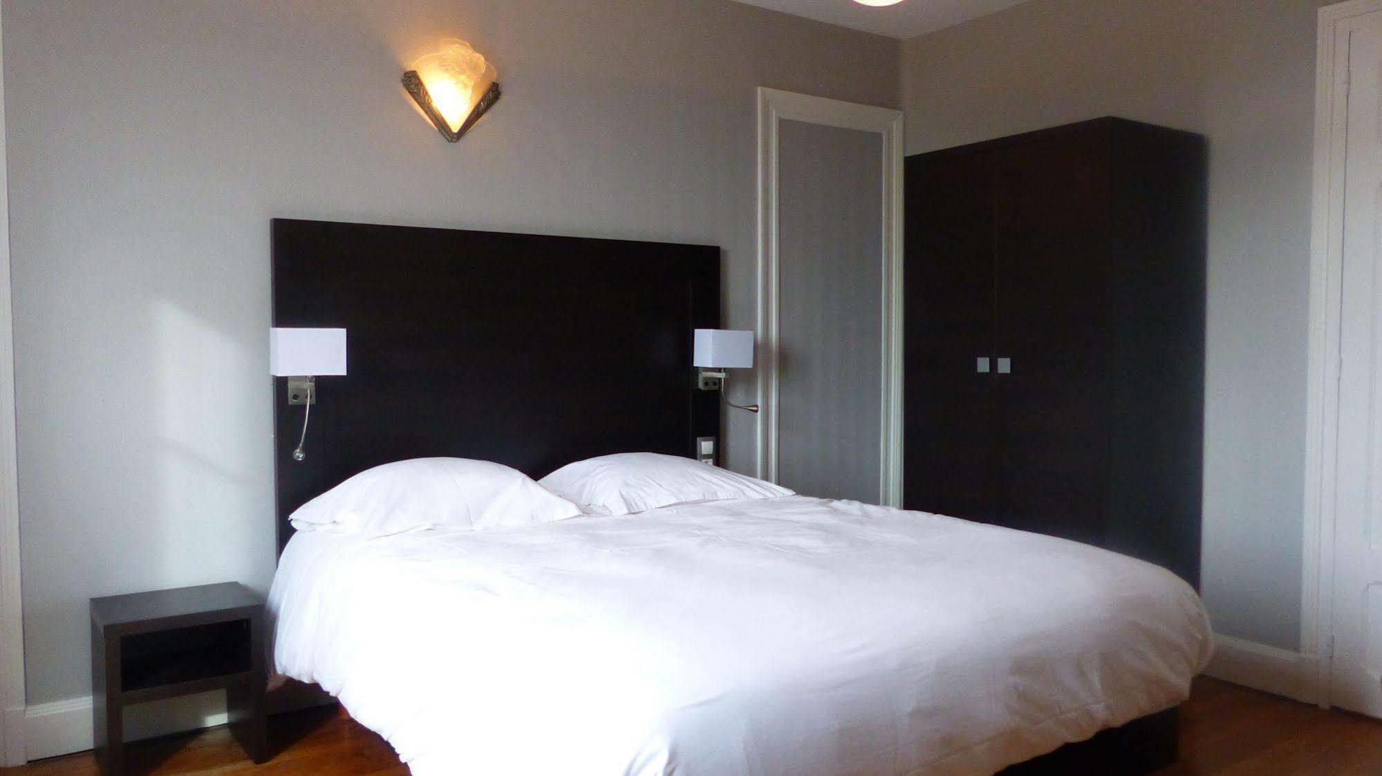 Hotel De L'Europe Tulon Zewnętrze zdjęcie