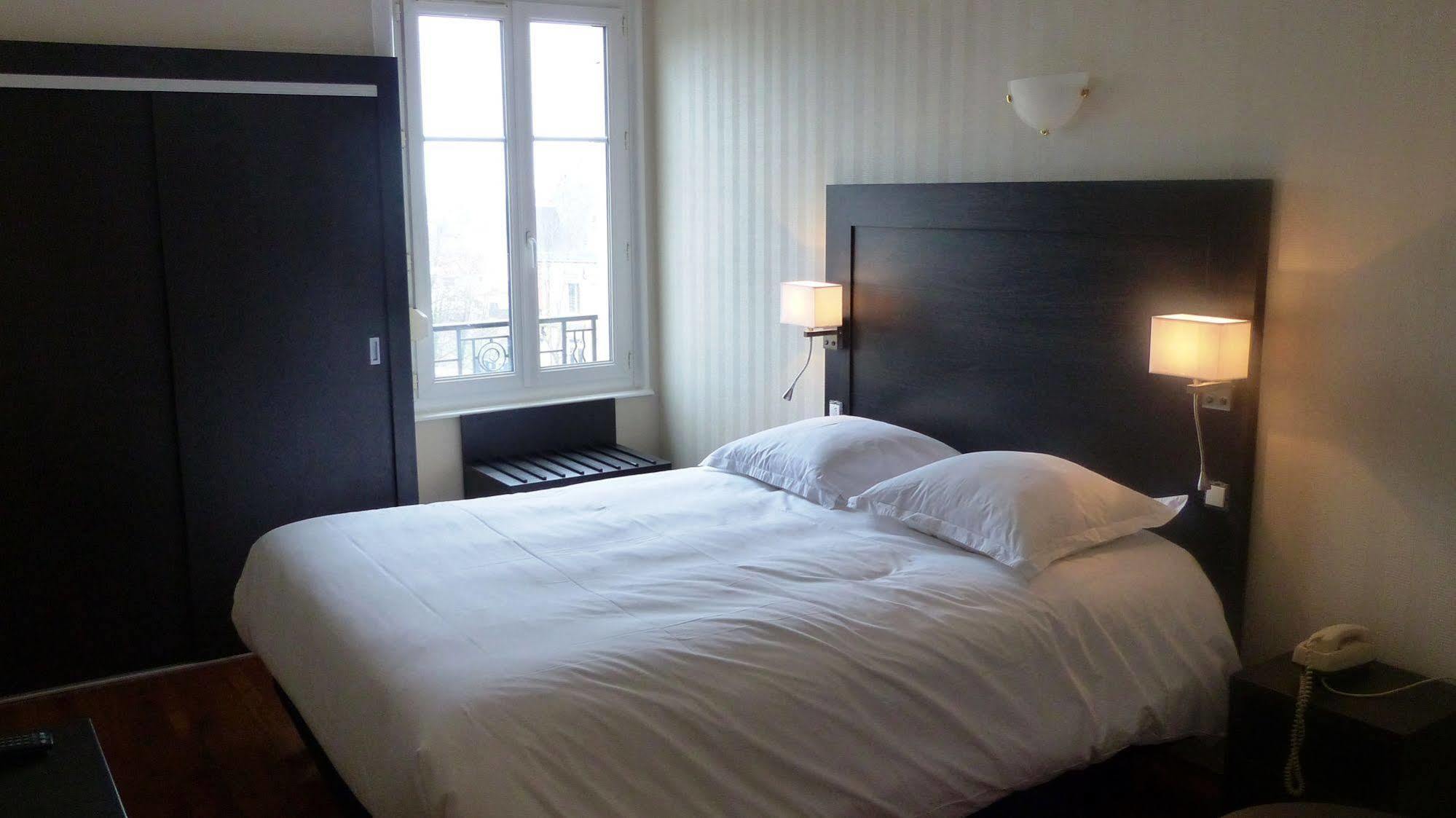 Hotel De L'Europe Tulon Zewnętrze zdjęcie